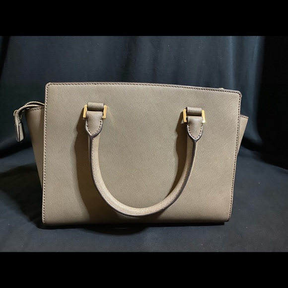 Michael Kors handbag - Picture 6 of 6